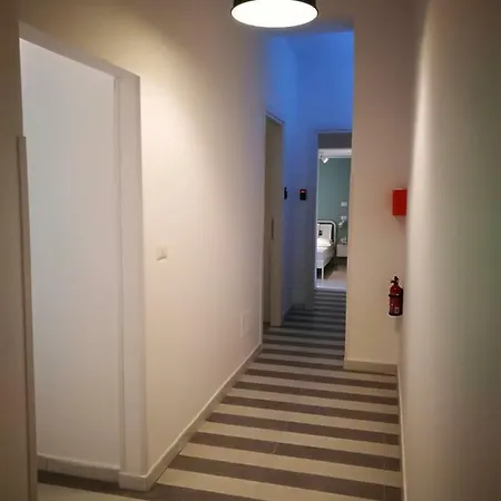 Simply House In 2 바리