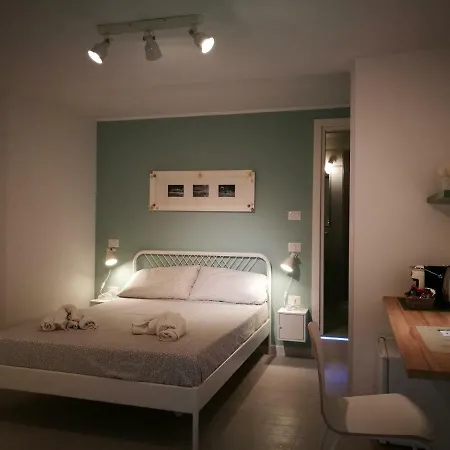 Simply House In 2 Апартаменты Бари